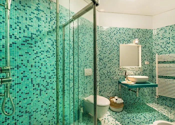 Sea Breeze Flat, Terre Marine Corniglia