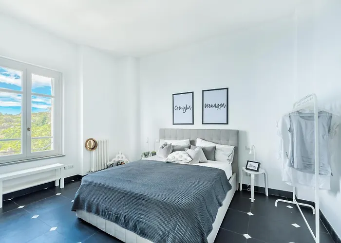 Sea Breeze Flat, Terre Marine * Corniglia